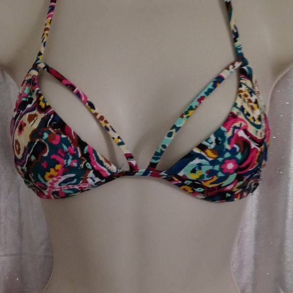 Bikini.top - Picture 4 of 4